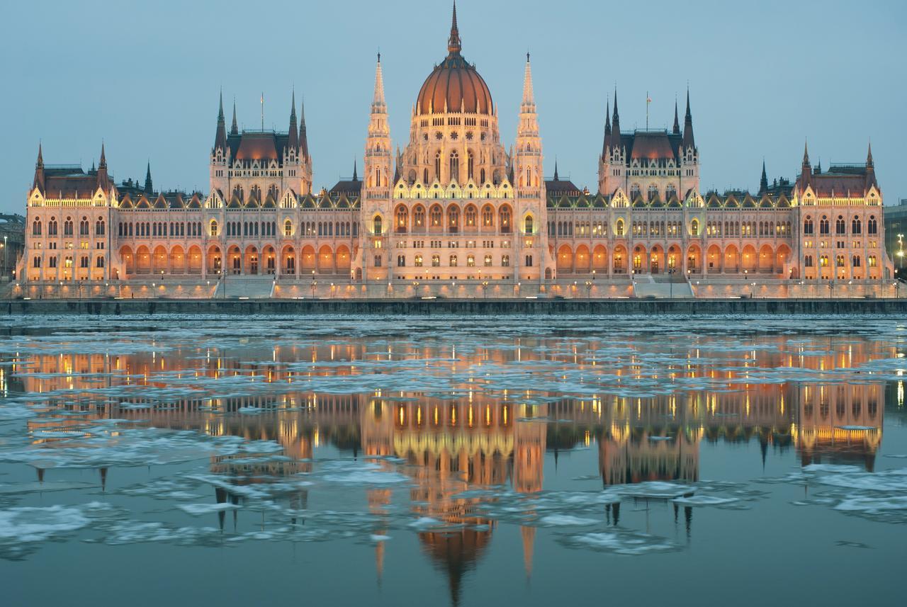 Paulay Apartment Budapest Exteriör bild